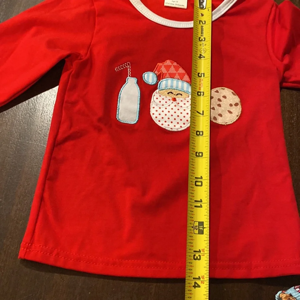 E782 Boutique Santa & Cookies NWT Girls Sz. 2T Cute